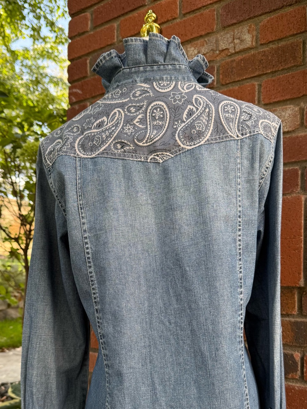 Harley-Davidson Blue Denim Ruffle Collar Western Shirt - Picture 5 of 5